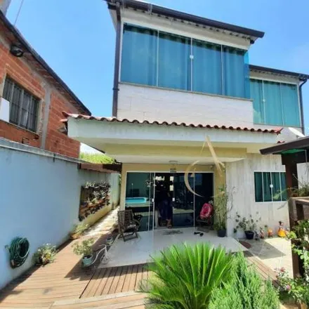 Buy this 2 bed house on Rua Kombi in Corumbá, Nova Iguaçu - RJ