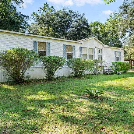 Buy this 3 bed house on 63 Cherokee Circle in DeFuniak Springs, Walton County