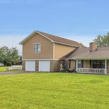 Buy this 5 bed house on 921 Rose Lane in Wildwood, Amory