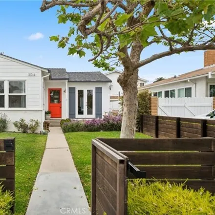 Buy this 4 bed house on 304 Flower Street in Cliff Haven, Costa Mesa