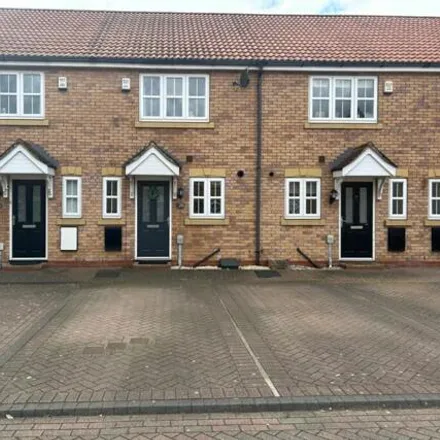Buy this 2 bed townhouse on Pools Brook Park in Hull, HU7 3GE