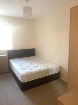 Image 7 - Hollins Court, Kenneth Close, Knowsley, L34 5NG, United Kingdom - Room for rent