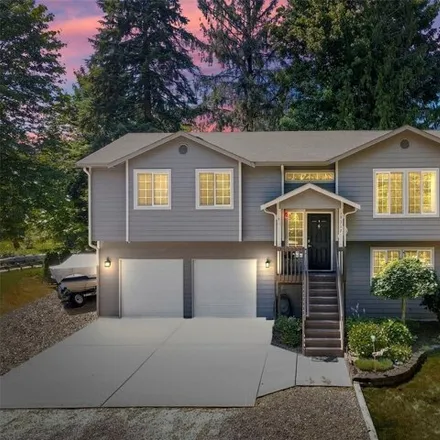Buy this 3 bed house on 19381 Dubuque Road in Snohomish County, WA 98290