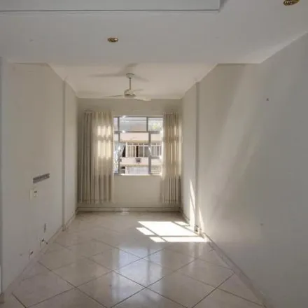 Buy this 3 bed apartment on Rua das Laranjeiras in Laranjeiras, Rio de Janeiro - RJ