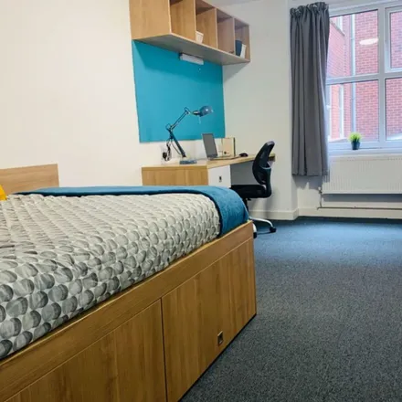 Rent this 8 bed apartment on The Boot Room in Millstone Lane, Leicester