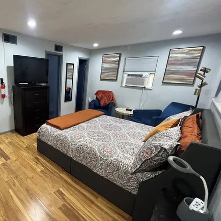 Rent this 1 bed apartment on Bridgeton in MO, 63044