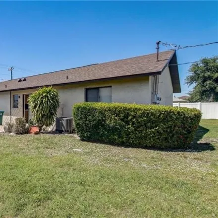 Buy this studio house on 4254 Skyline Boulevard in Cape Coral, FL 33914