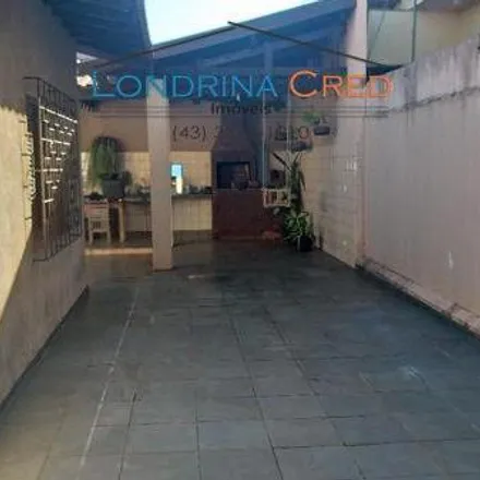 Buy this 3 bed house on Rua Santo André in Champagnat, Londrina - PR