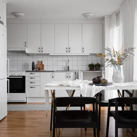 Rent this 2 bed apartment on Konstruktörsgatan 70 in 587 37 Linköping, Sweden