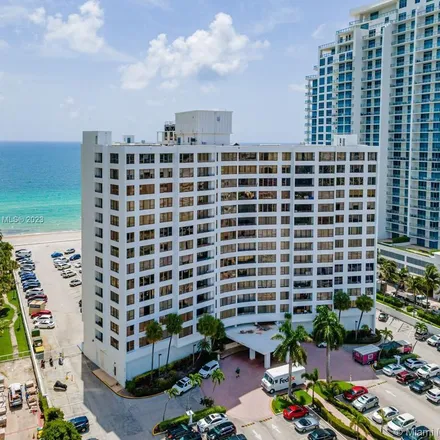 Image 4 - 3443 South Ocean Drive, Beverly Beach, Hollywood, FL 33019, USA - Apartment for rent