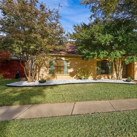 Rent this 3 bed house on 336 Parkwood Lane in Coppell, TX 75019