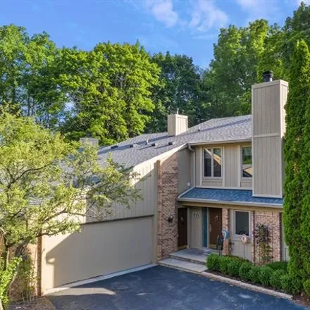 Image 2 - 717 Arbor Court, Bloomfield Hills, Oakland County, MI 48304, USA - Condo for sale