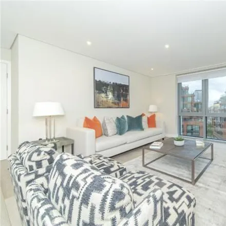 Rent this 3 bed room on 27 Sale Place in London, W2 1PX