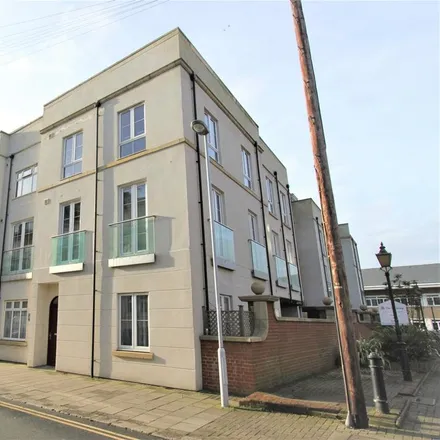 Rent this 2 bed apartment on Regency Apartments in Crescent Road, Worthing