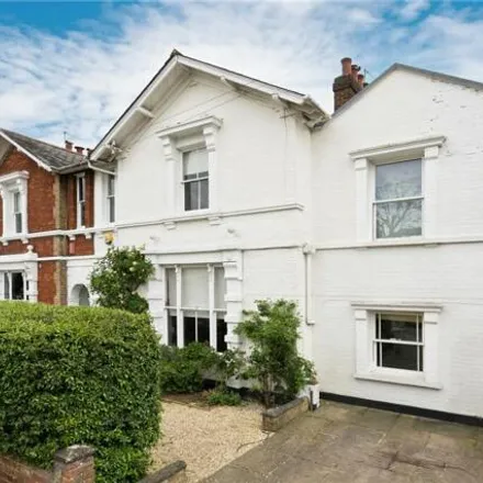 Buy this 5 bed duplex on Park Road in Molesey, KT8 9LD