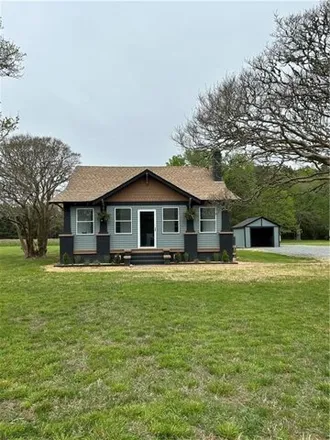 Buy this 2 bed house on 1197 Circle Drive in Motorun, Mathews County
