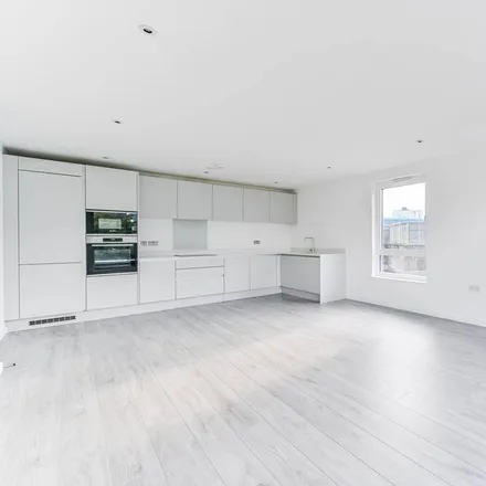 Rent this 3 bed apartment on Obia in 28-30 High Street, London