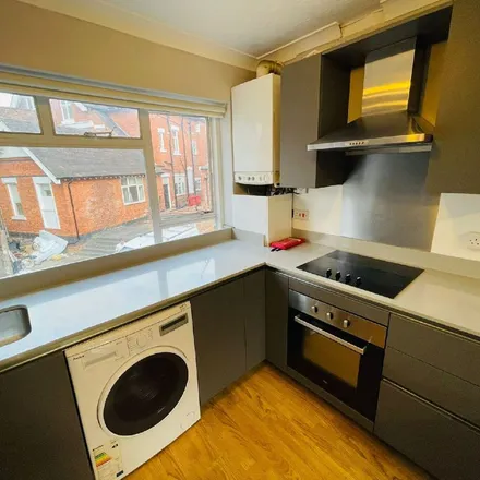 Image 8 - 6 Arthur Avenue, Nottingham, NG7 2EL, United Kingdom - Apartment for rent