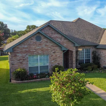 Buy this 3 bed house on 803 Rico Drive in Athens, TX 75751