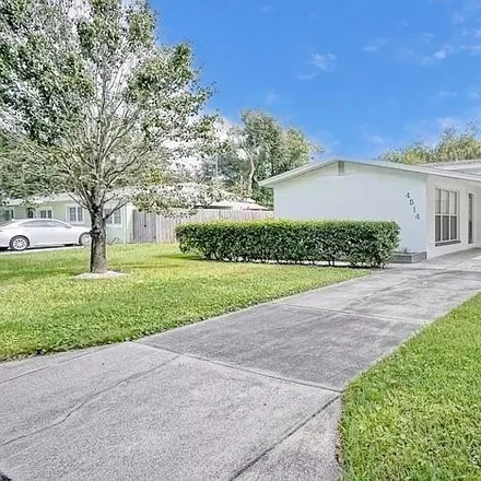 Image 1 - 4510 Gaines Road, Tampa, FL 33611, USA - House for sale