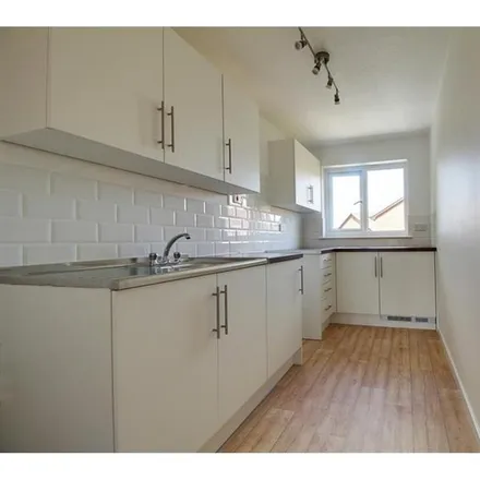 Rent this 1 bed apartment on Warley Rise in West Berkshire, RG31 6FX
