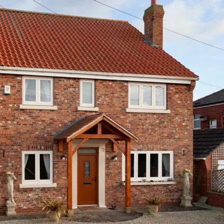 Buy this 4 bed house on Sparrowcroft Lane in Blacktoft, DN14 7YN
