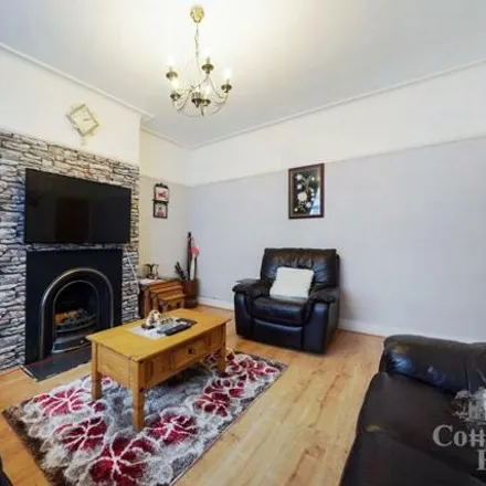 Image 2 - Tottenhall Road, London, N13 6HX, United Kingdom - Townhouse for sale