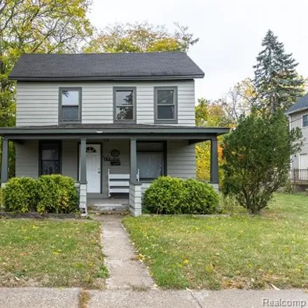 Buy this 5 bed house on 126 North Summit Street in Ypsilanti, MI 48197