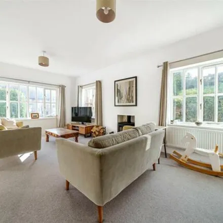 Image 3 - unnamed road, Shillingford Abbot, EX2 9RP, United Kingdom - House for sale