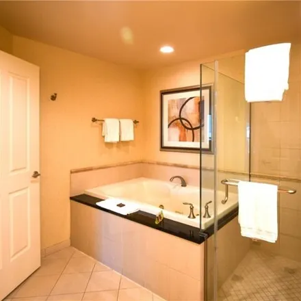 Image 4 - The Signature at MGM Grand Tower II, Audrie Street, Paradise, NV 89158, USA - House for sale