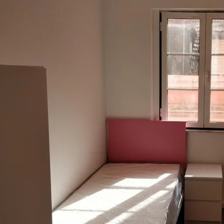 Rent this 8 bed room on Ciclovia Avenida 24 de Julho in 1280-870 Lisbon, Portugal