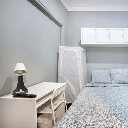 Rent this 6 bed room on Rua Elias Garcia 60 in 2700-329 Amadora, Portugal