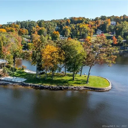 Buy this 5 bed house on 3 Oak Lane in Birch Groves, New Milford