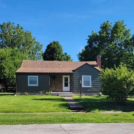Image 3 - 12 W Anderson St, Aurora, Missouri, 65605 - House for sale