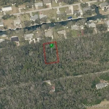 Buy this studio house on 100 Hazelwood River Road in Packwood Place, Volusia County