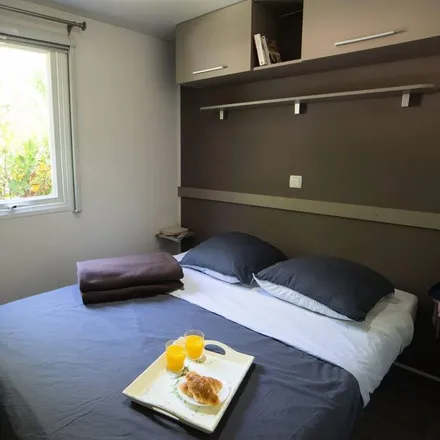 Rent this 2 bed house on 30240 Le Grau-du-Roi