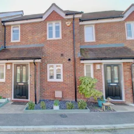 Buy this 2 bed townhouse on Bowling Lane in Billingshurst, RH14 9FT