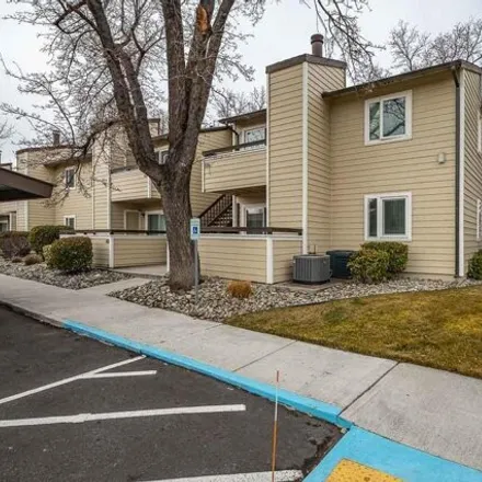 Image 7 - Bluestone Drive, Reno, NV 89521, USA - House for sale