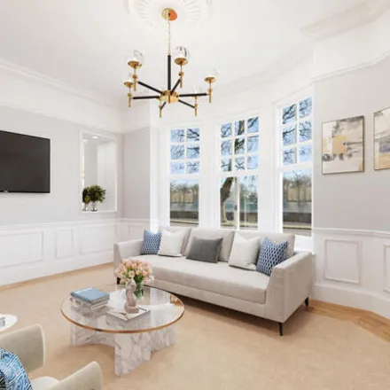 Image 1 - Riverpark Court, 22-23 Embankment Gardens, London, SW3 4LL, United Kingdom - Apartment for sale