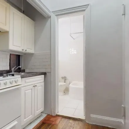 Rent this 1 bed apartment on 414 East 58th Street in New York, NY 10022