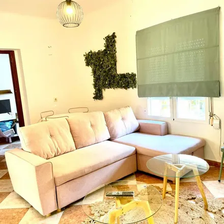 Rent this 3 bed apartment on Avenida de Dílar 109 in Avenida de Dílar, 18007 Granada