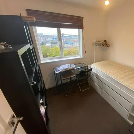 Image 9 - Village Heights, Gateshead, NE8 1PW, United Kingdom - Duplex for rent