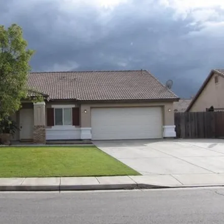 Rent this 4 bed house on 11725 Copernicus Avenue in Bakersfield, CA 93312