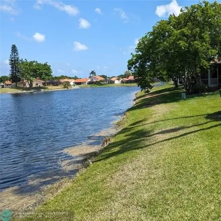 Image 4 - 1038 Southwest 42nd Avenue, Lakeview, Deerfield Beach, FL 33442, USA - House for sale