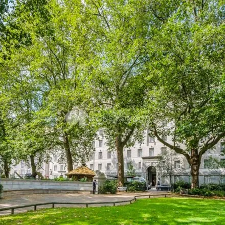Image 2 - St. James's Park, The Mall, London, SW1Y 5AG, United Kingdom - Apartment for rent