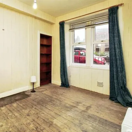 Image 6 - 10 Tay Street, City of Edinburgh, EH11 1DX, United Kingdom - Apartment for sale