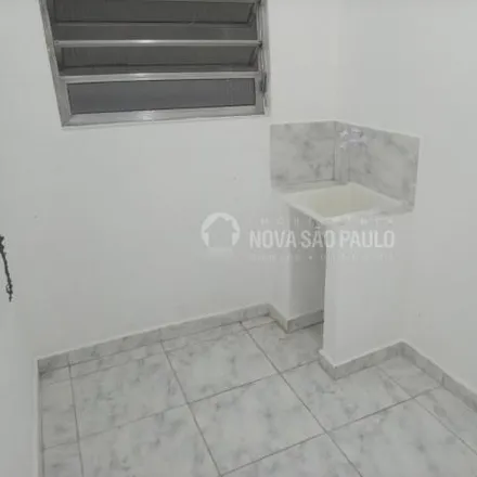 Rent this 1 bed house on Rua São Francisco de Salles in Centro, Diadema - SP