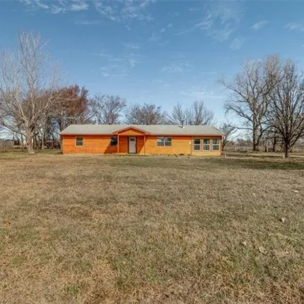 Buy this 3 bed house on Yowell Road in Grayson County, TX 76273