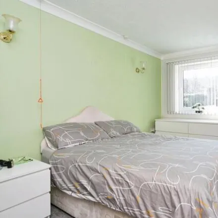 Image 5 - Rhoslan Park, 76 Conway Road, Colwyn Bay, LL29 7HR, United Kingdom - Apartment for sale