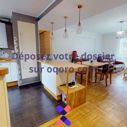 Rent this 4 bed apartment on Boulevard Henri Dunant in 49100 Angers, France